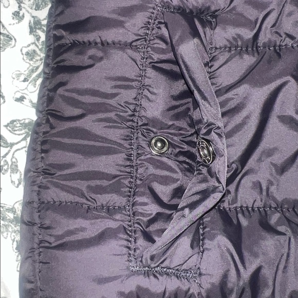 Yogalicious Black Puffer Vest for Kids - Picture 4 of 5